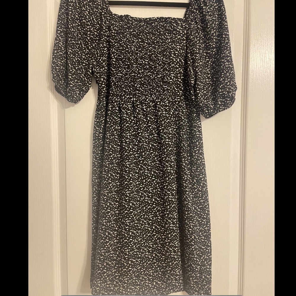 Chelsea28 - Black & White Dress with Tie front and smock back